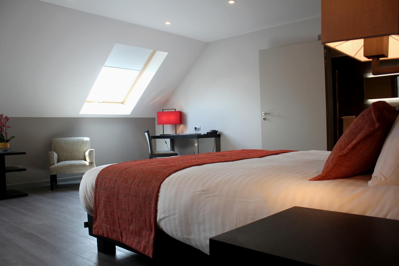 Hotel Relais De L'Empereur Genappe Esterno foto