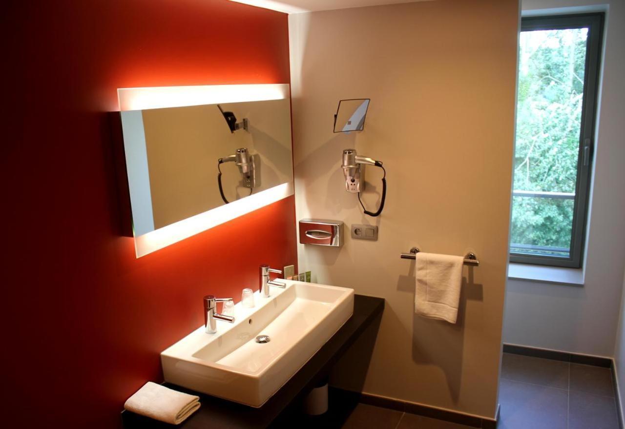 Hotel Relais De L'Empereur Genappe Esterno foto